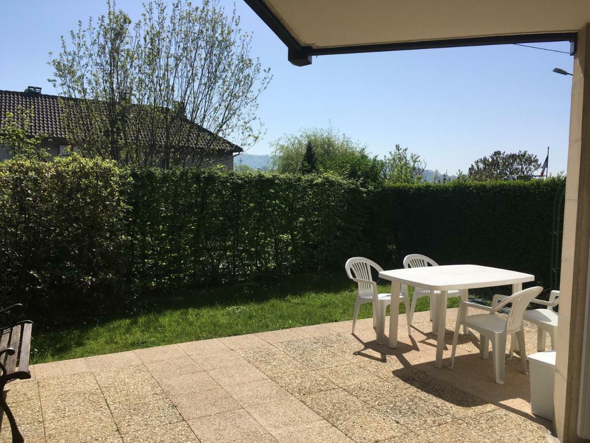 appartement proche mer avec jardin ensoleillé Houlgate Exterior foto